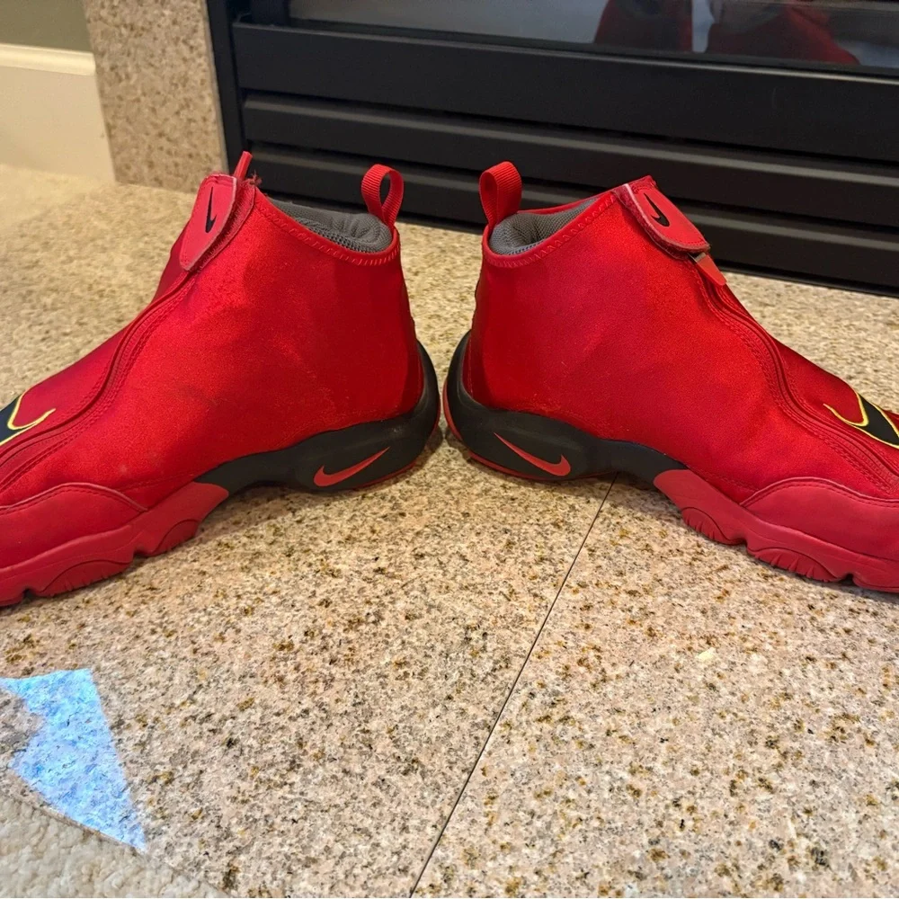 Men’s 11 Nike air zoom flight 98 Miami heat edition shoe. - Picture 11 of 11